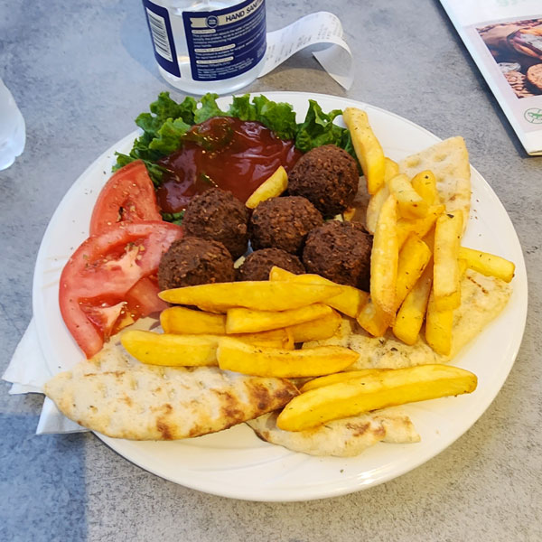 Vegan Eats Greece | Nat Looking Around